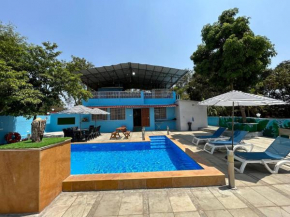 R villa